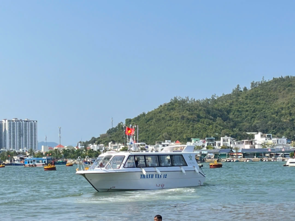 HẠ THỦY TÀU KHÁCH CAO TỐC CẤP SB THANH VÂN 12